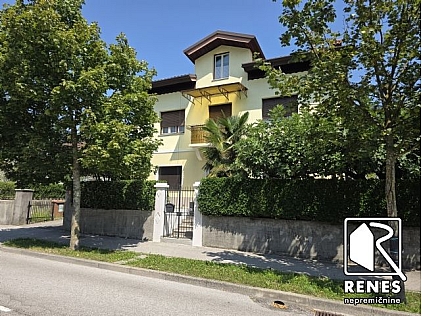 Nepremičnine - Štiri ali večsobno stanovanje, prodaja, Tolmin, 245.000 €